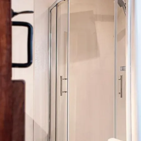 Little Pie In The Sky Bed & Breakfast Whitby